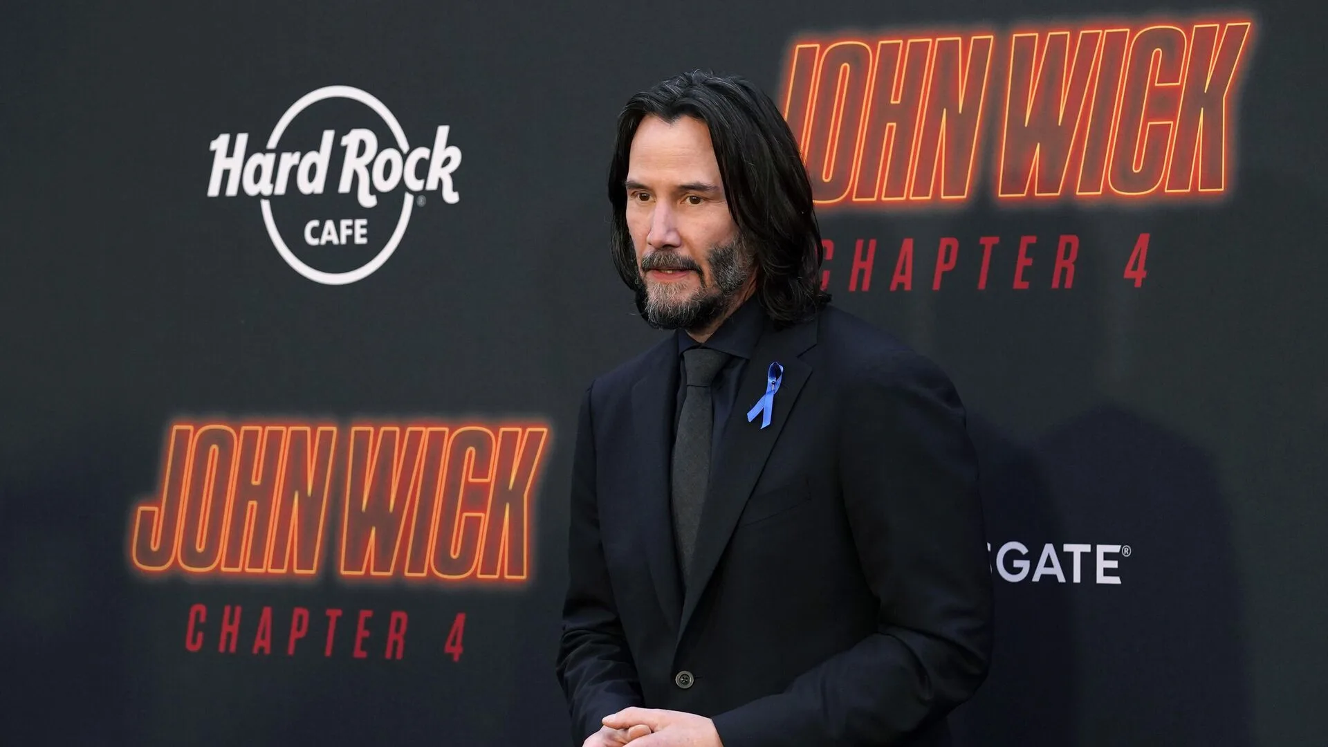 Keanu Reeves: Unraveling the Enigma of a Hollywood Icon